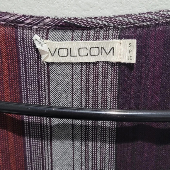 VOLCOM striped front tie blouse - Picture 5 of 6